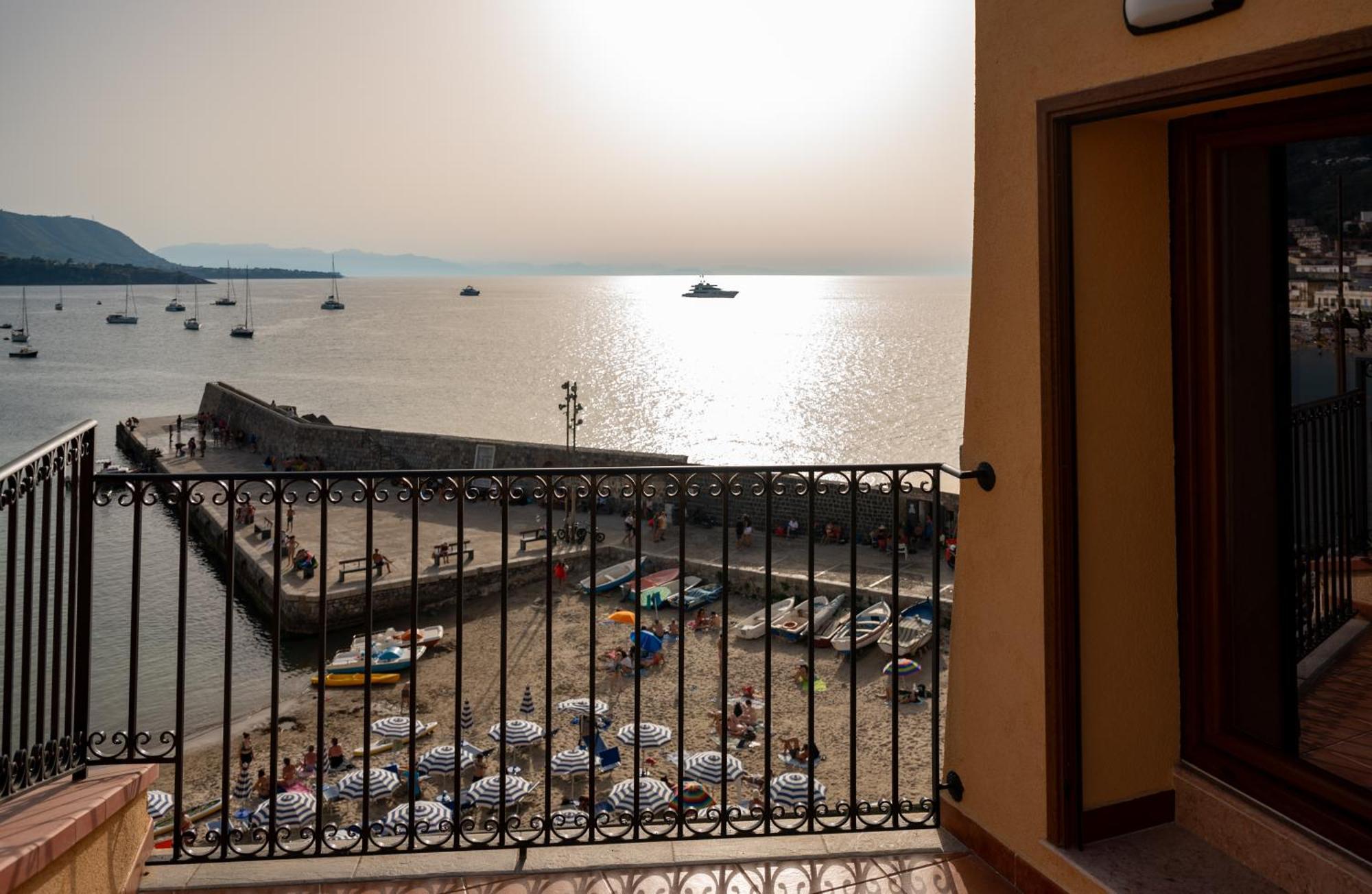Casa Vacanze Tramonto Alla Marina Cefalù Εξωτερικό φωτογραφία